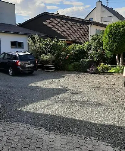 Gaestezimmer Elly Dostert 3*